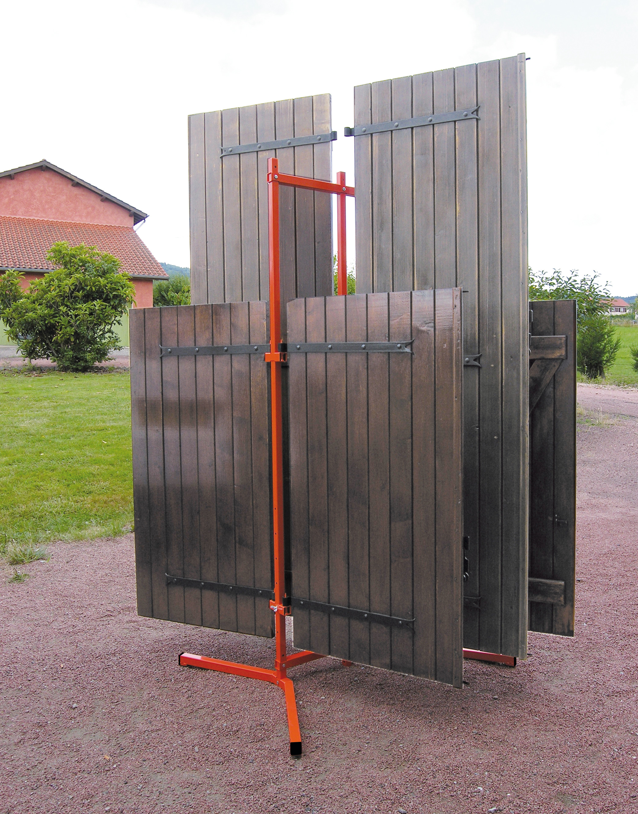 SHUTTERS SUPPORT
