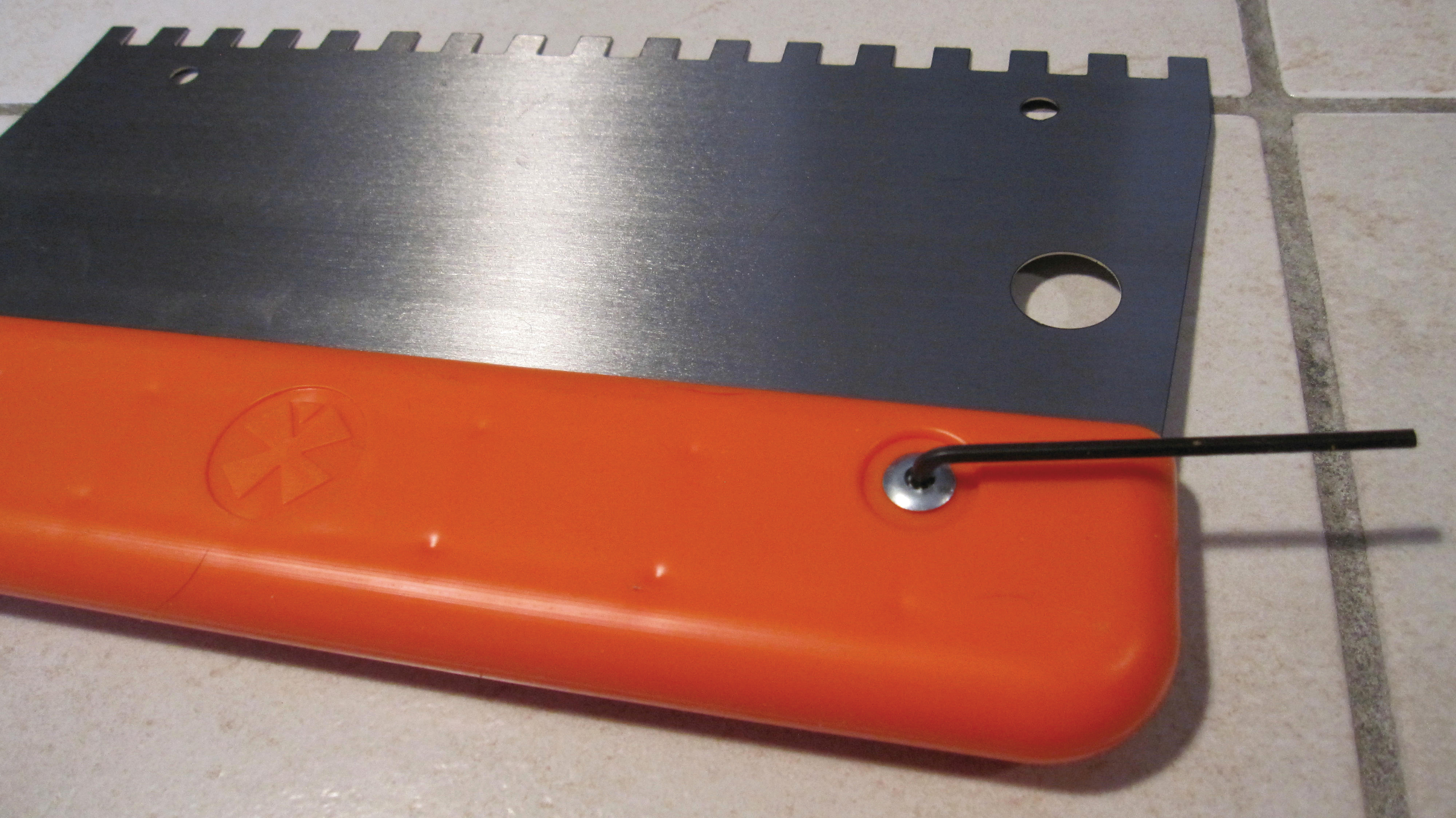 ADHESIVE SPREADER SET 6 TEETH