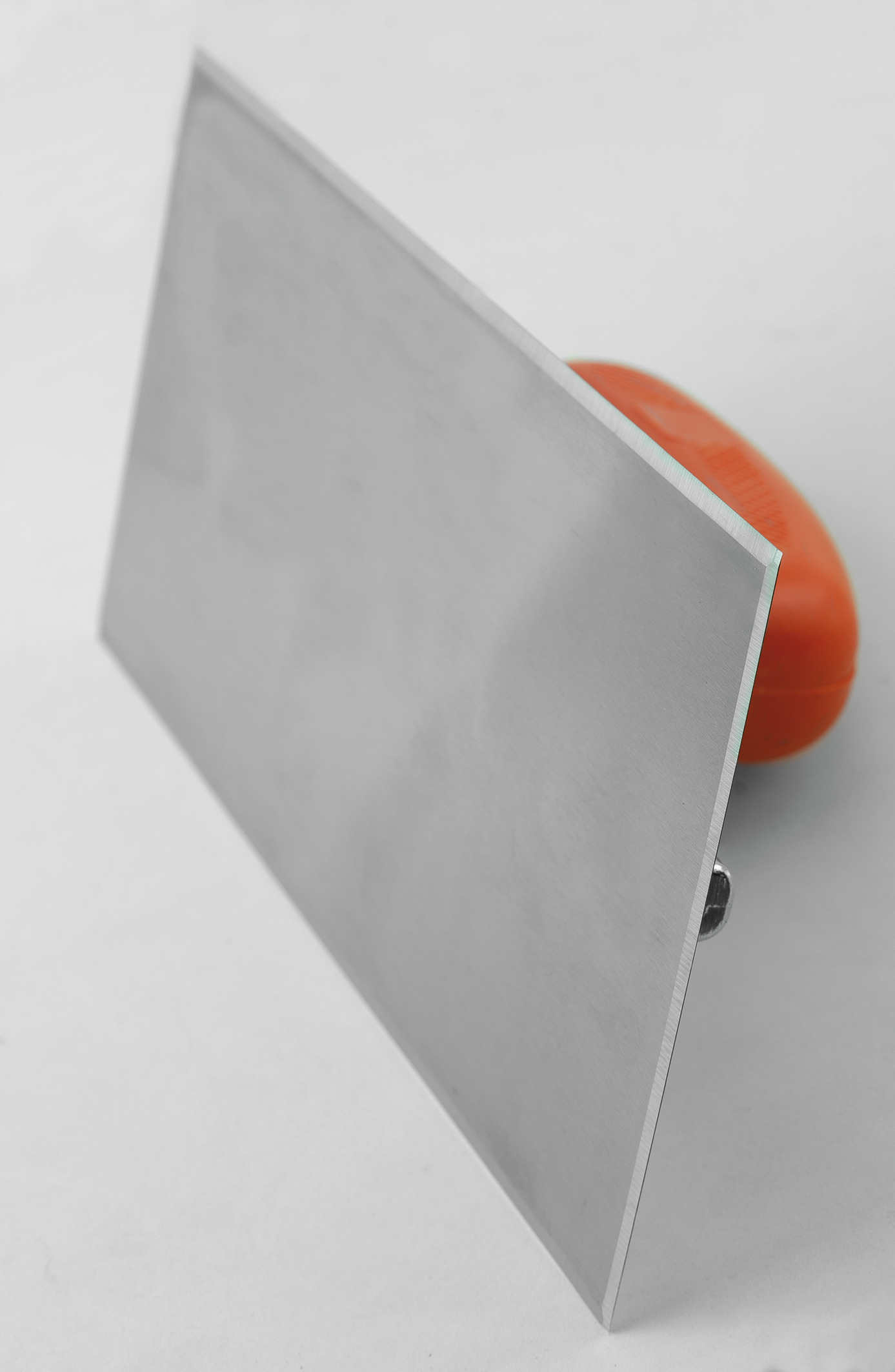 SPREADER STAINLESS STEEL BLADE - PLASTIC HANDLE
