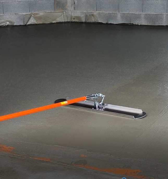 ARTICULATED ALUMINIUM SLABS SMOOTHER