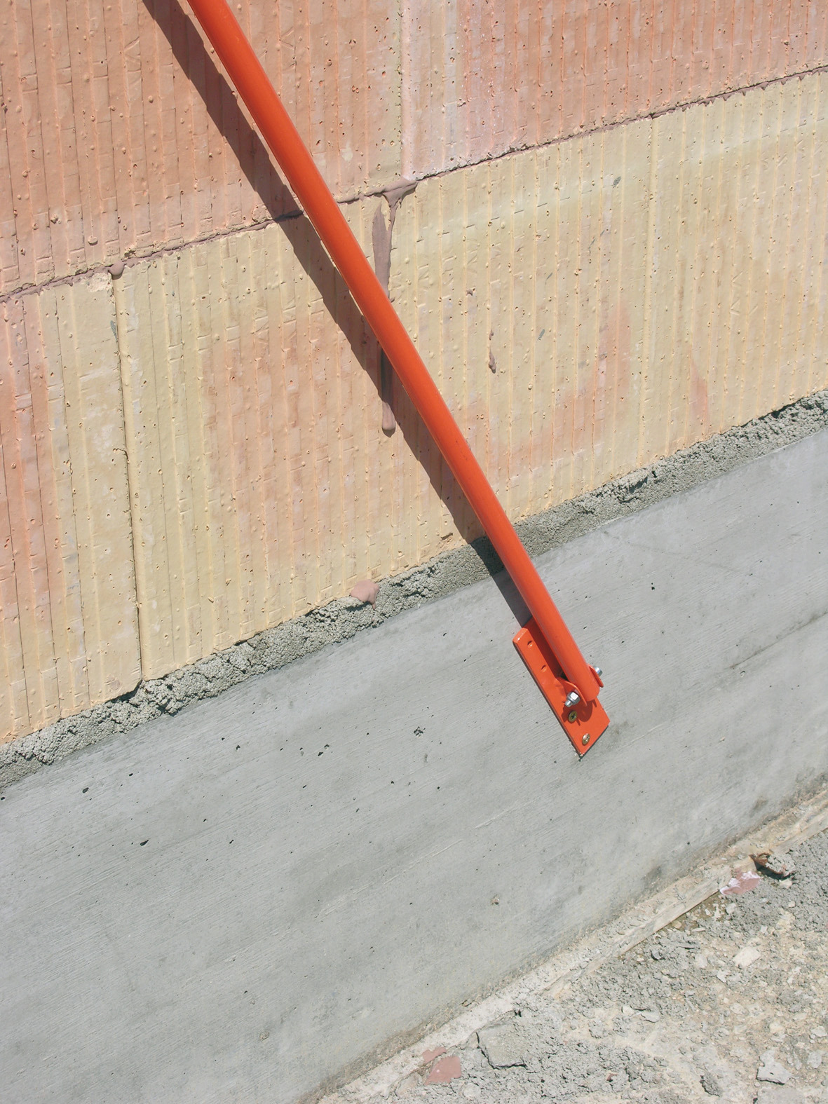 CORNERS POST