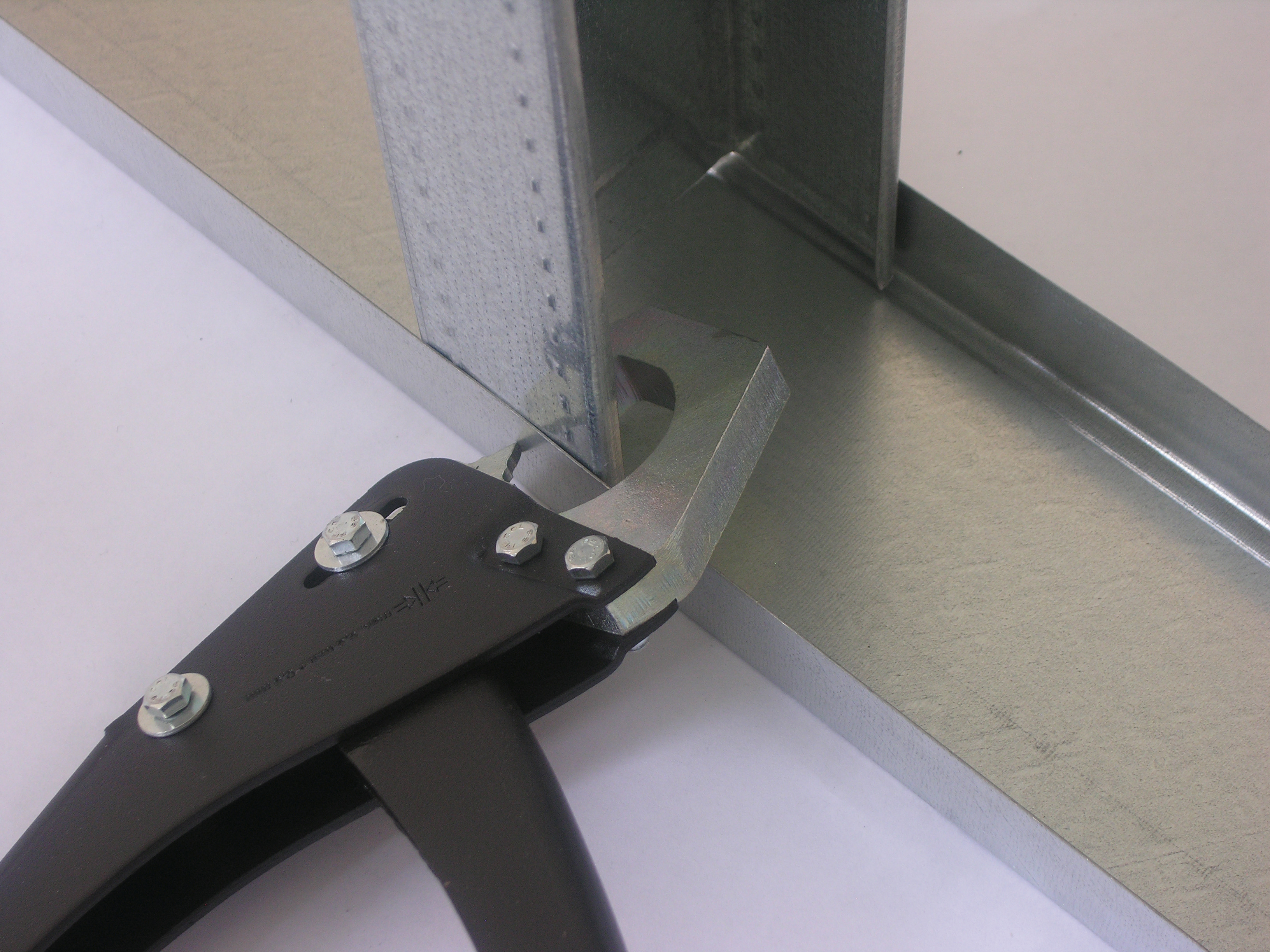 PROFILE STAPLING PLIERS FOR MAXI PROFILES