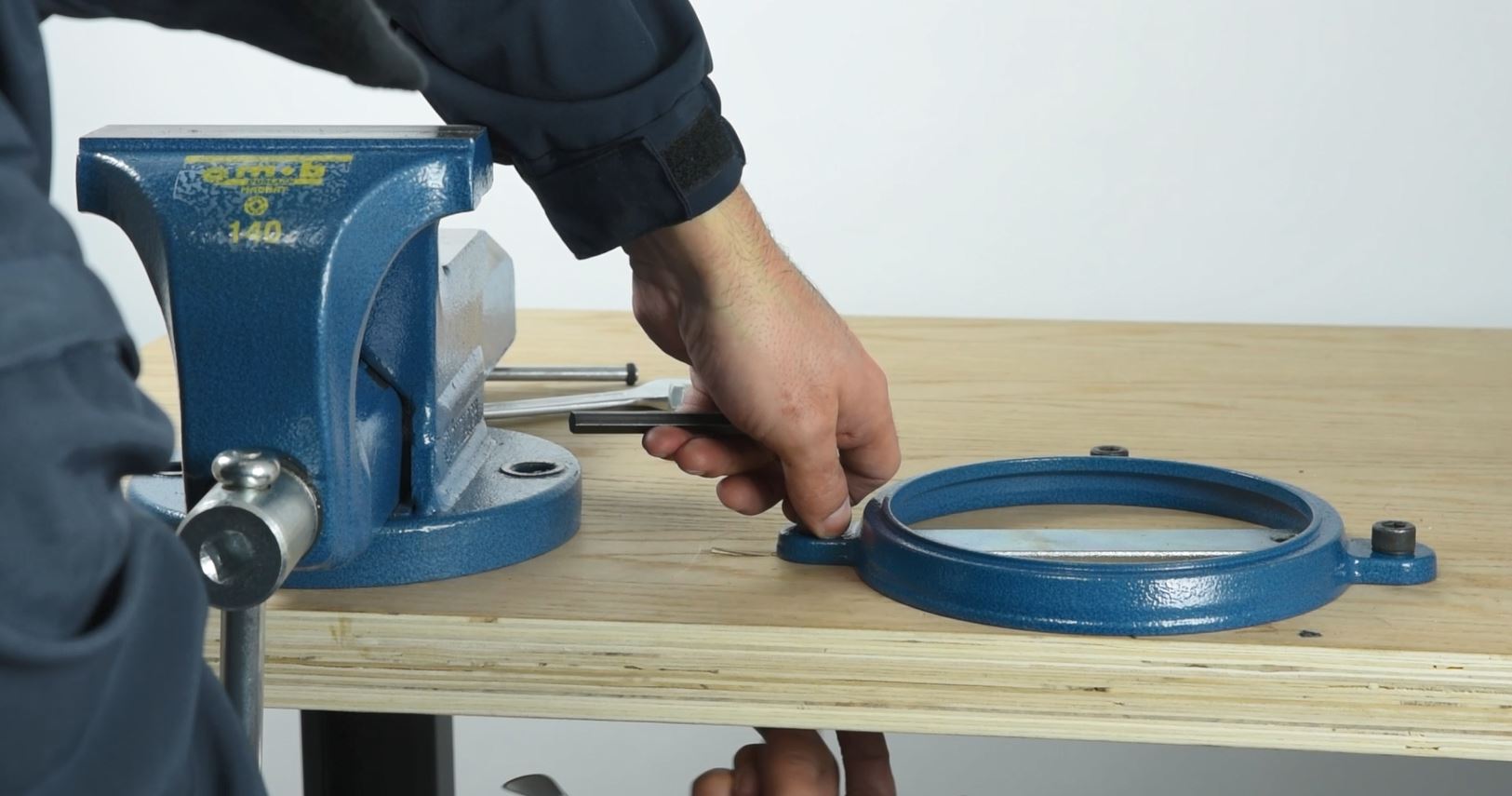 TURNTABLE FOR MAGNAT AND MAGNAT TUBE VICES