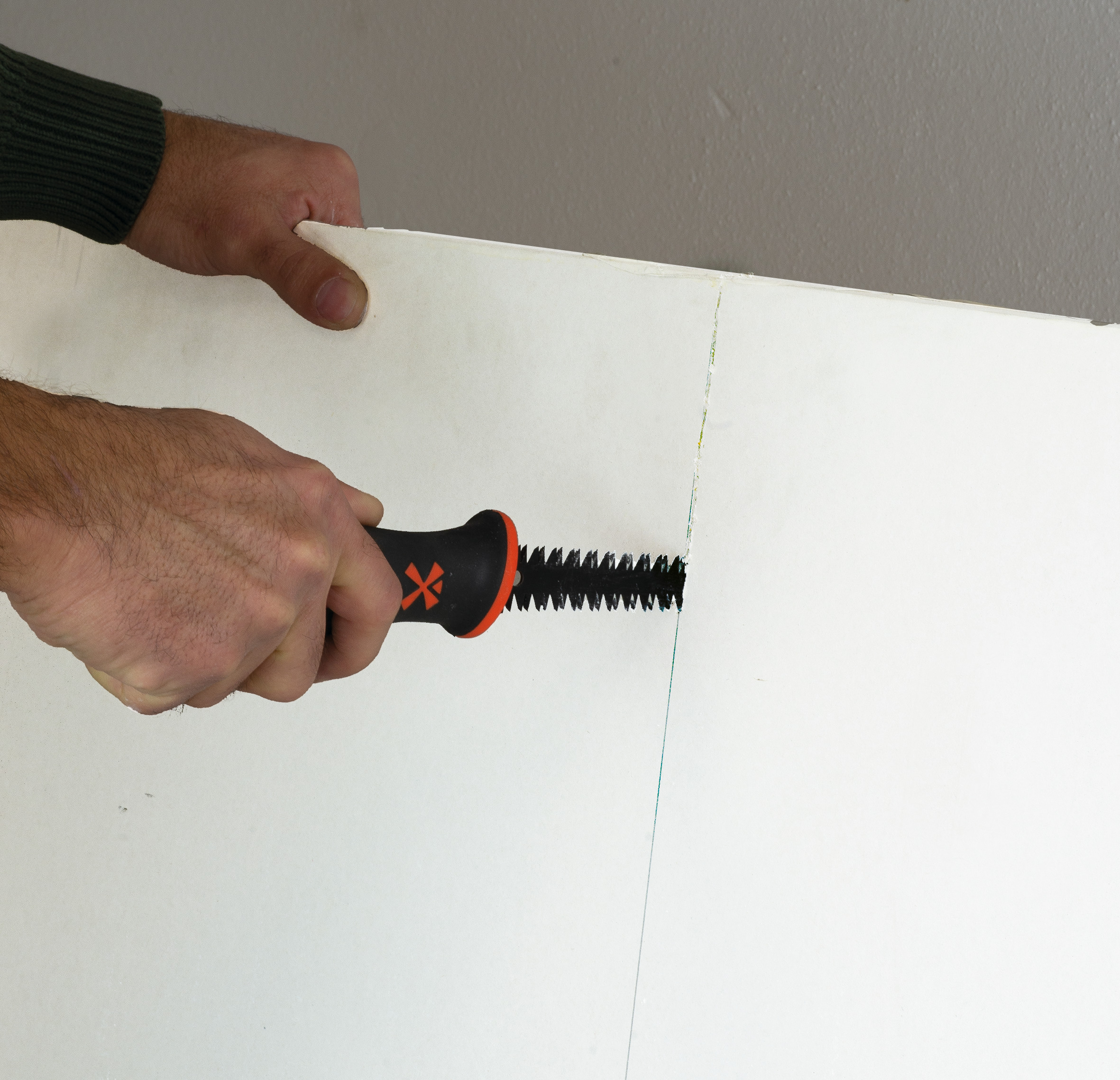 KEYHOLE SAW