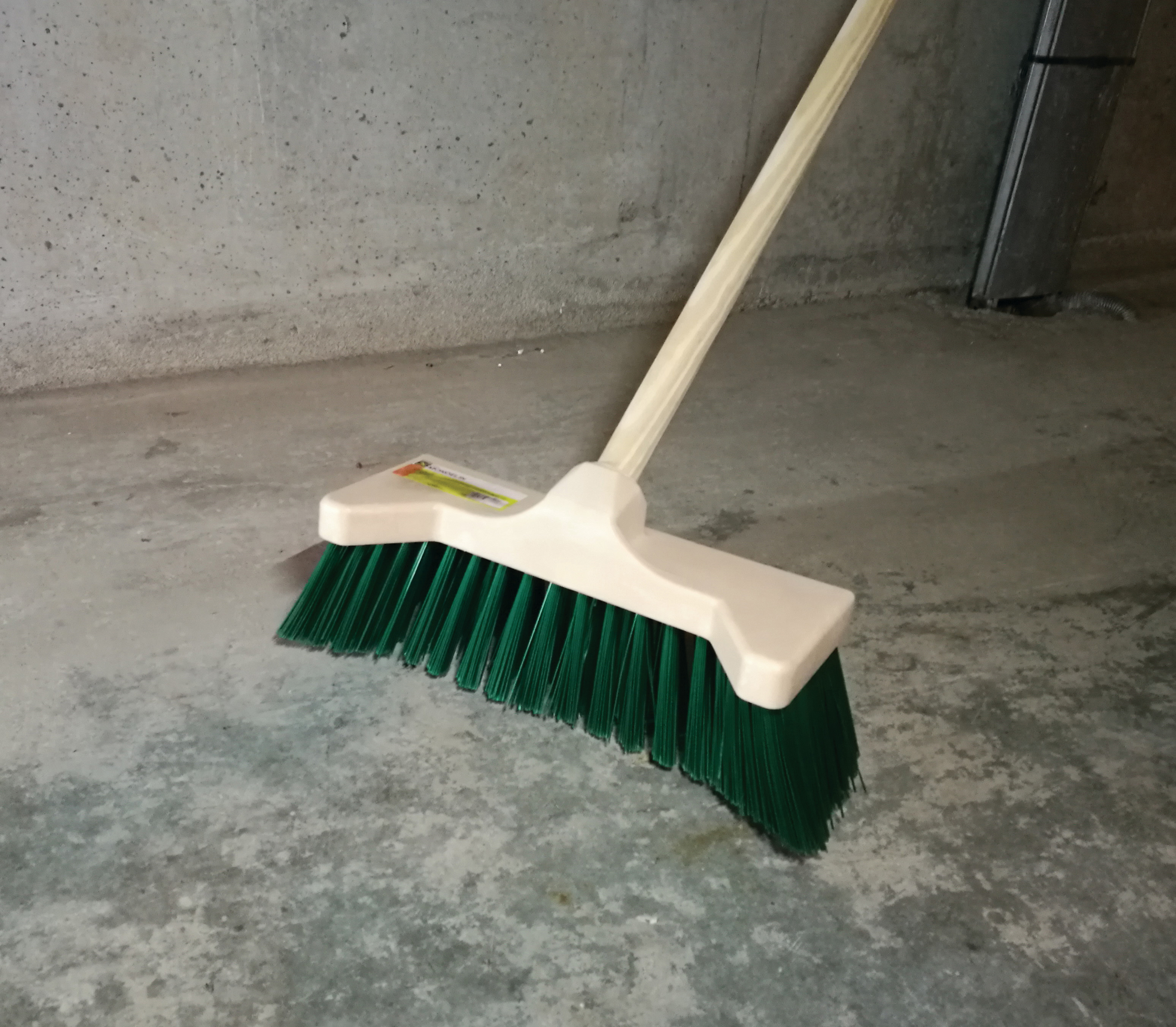 CANTOPRO BROOM