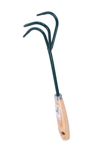 Cultivator mic cu 3 dinti